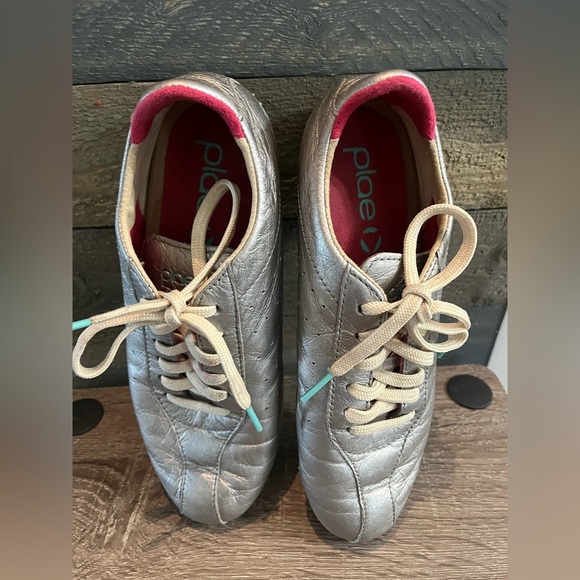 Plae Rockstar Collection Packable Travel Sneaker Size 6 - Picture 9 of 15